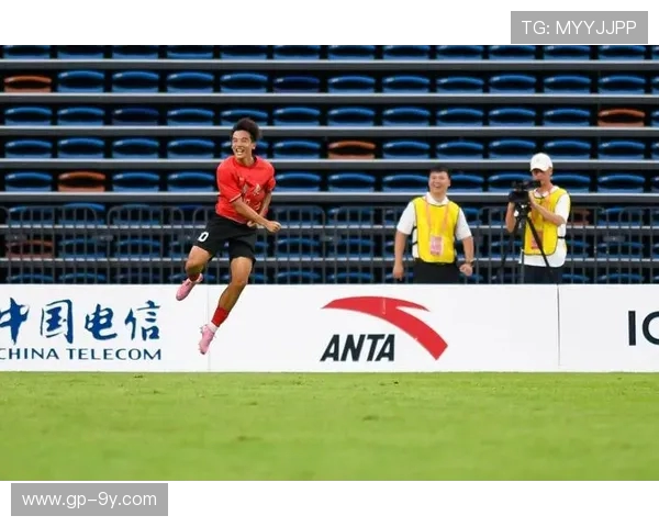 河北队全运会足球服装设计理念与特色分析