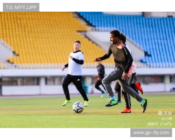 热爱与浪漫交织的绿茵誓约足球元素情侣首饰魅力篇